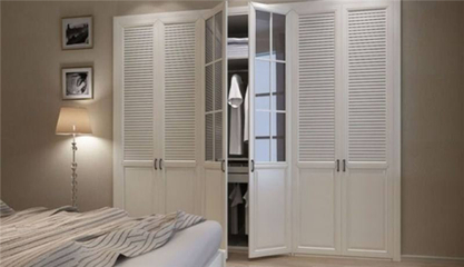 易高衣柜多少钱一平