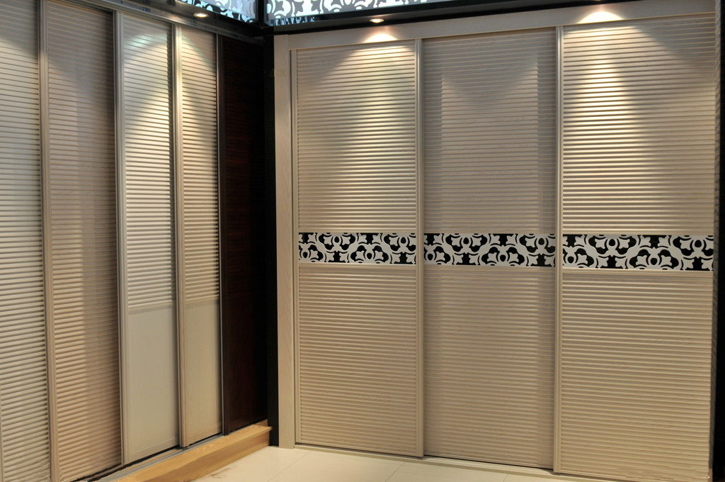 整体衣柜 现代家居的收纳新选择